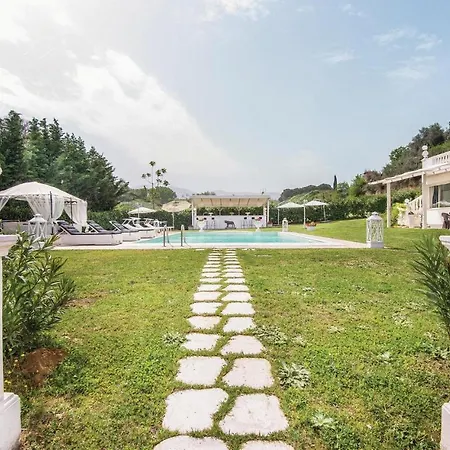 2 Bedroom Stunning In Feriehus *