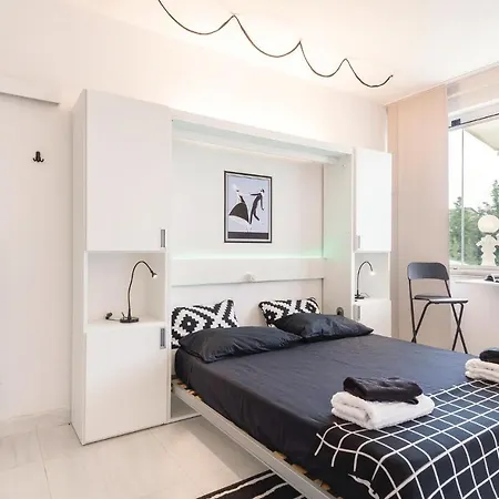 2 Bedroom Stunning In Feriehus Rom